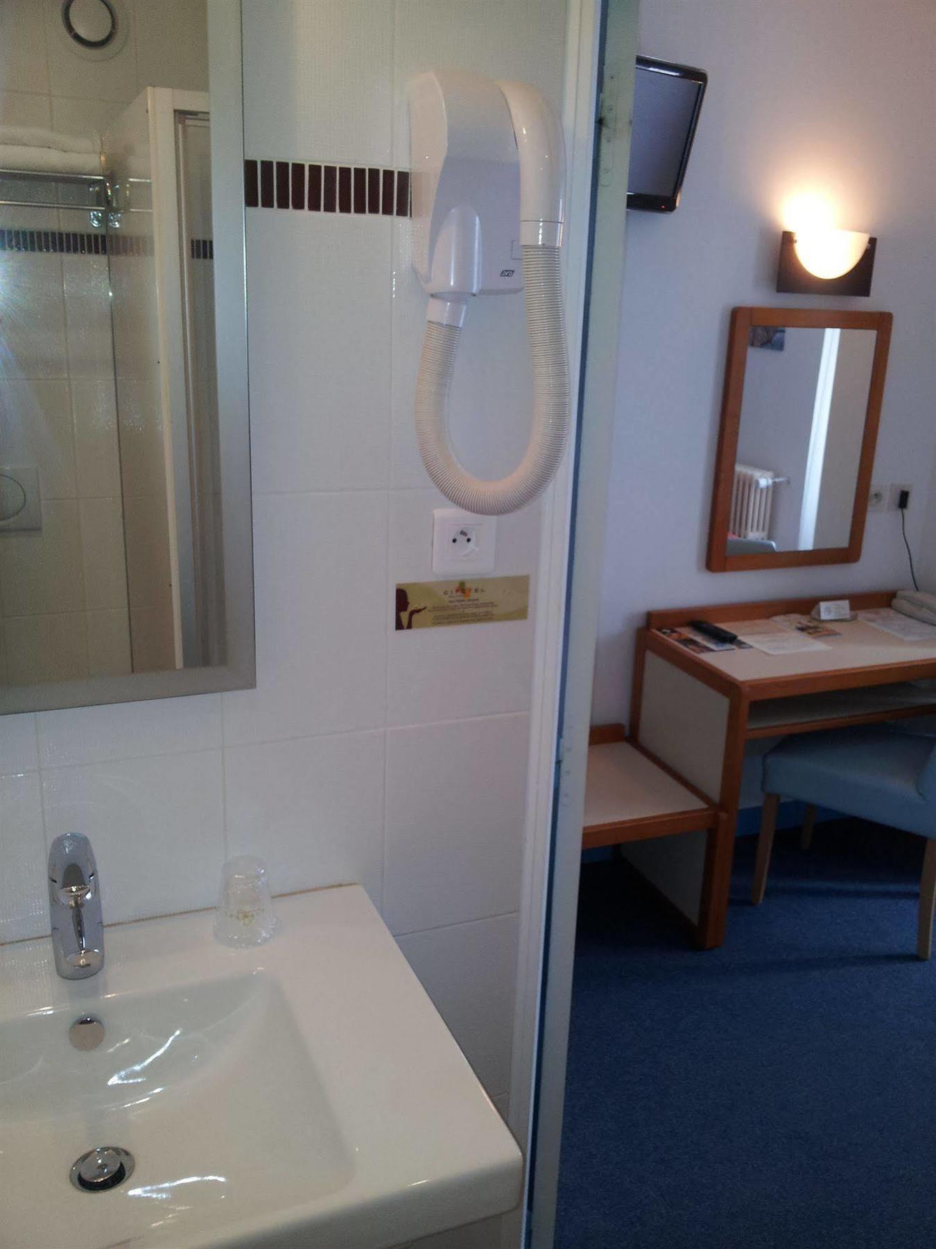 Cit'Hotel Du Port Rhu Douarnenez Ngoại thất bức ảnh