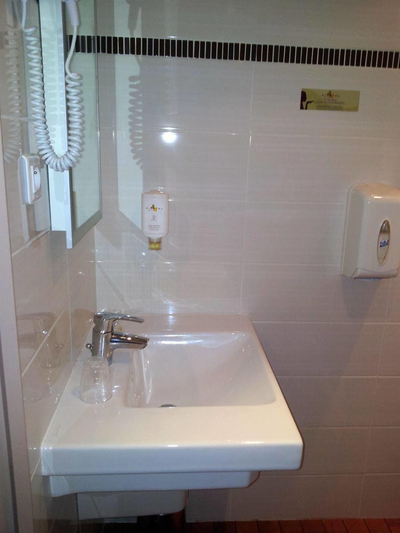 Cit'Hotel Du Port Rhu Douarnenez Ngoại thất bức ảnh
